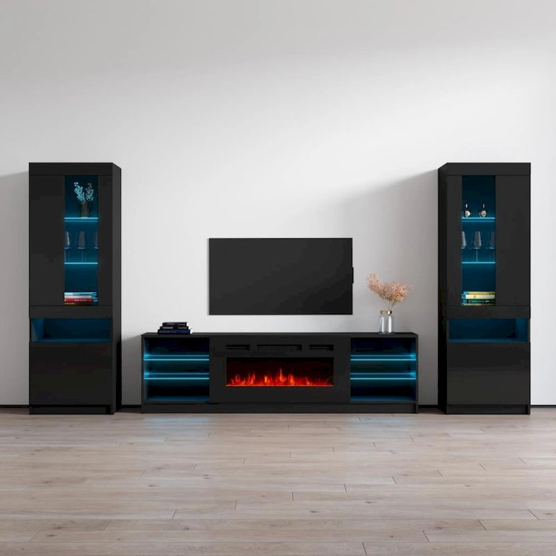 Moderner elektrischer Kamin als Wandeinheit mit Entertainment-Center