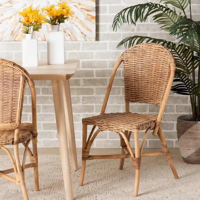 Moderner Boho-Esszimmerstuhl aus natürlichem Rattan