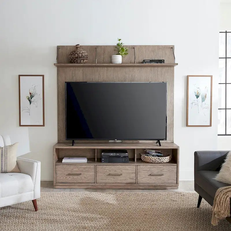 Entertainment-Center in poliertem Beige